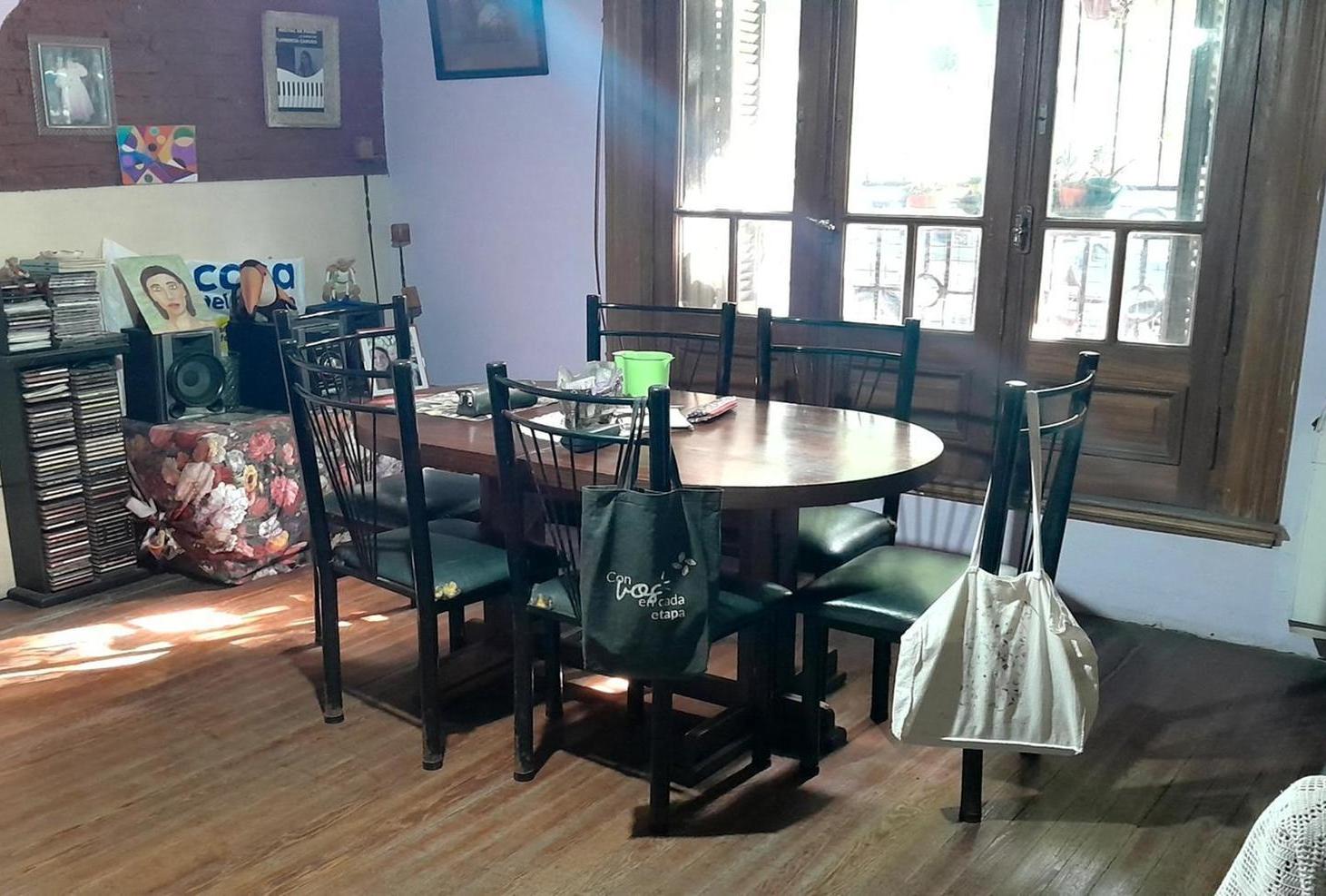 Casa 5amb a Refac. Sup. Terr. 315m² C/Fondo Carabobo 480