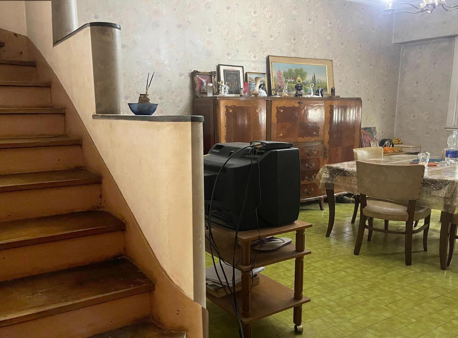 Foto de Casa 3A Garaje, Fondo libre A Refaccionar Carrasco 767, imagen 3