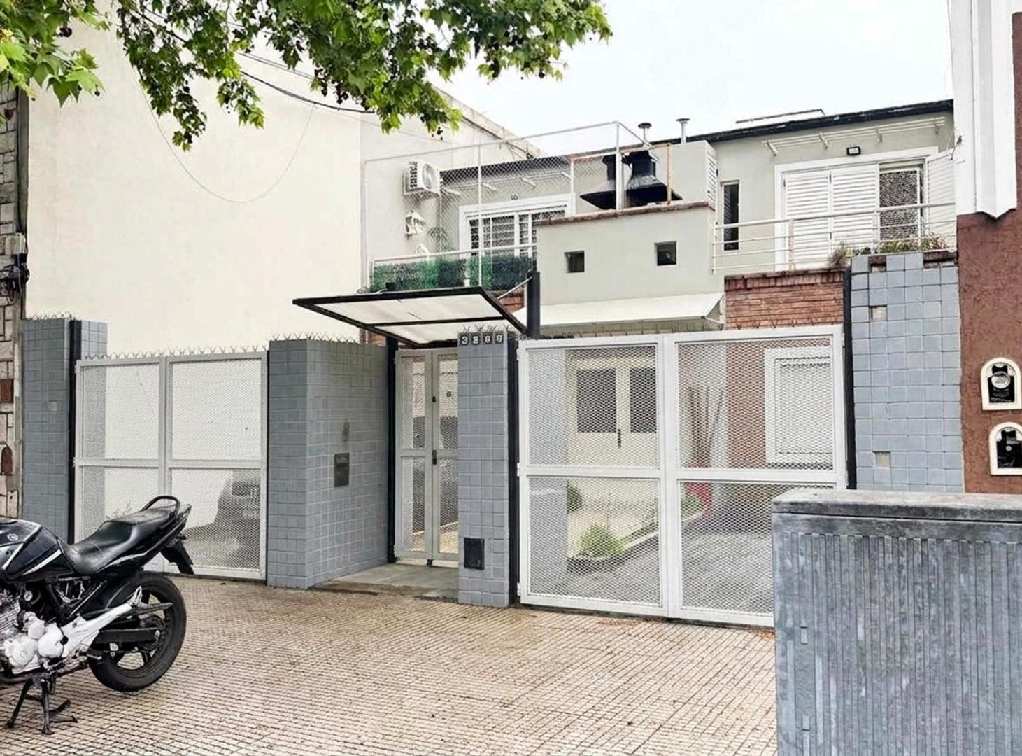 Foto de ALQUILER Villa del Parque Exc. PH tipo duplex. 2Amb. C/pat ., imagen 1