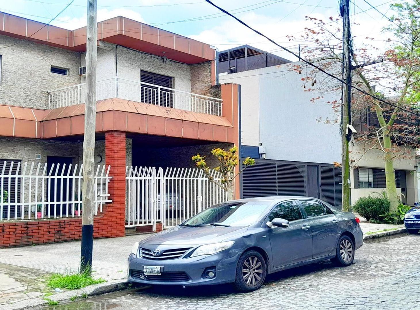 Foto de Exc. Casa 5Amb C/Piscina + Patio, Terraza Garaje y Cochera, imagen 2