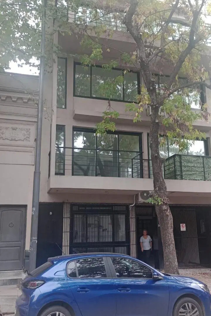 CHACARITA 5 AMB. TRIPLEX C/TERRAZA 2