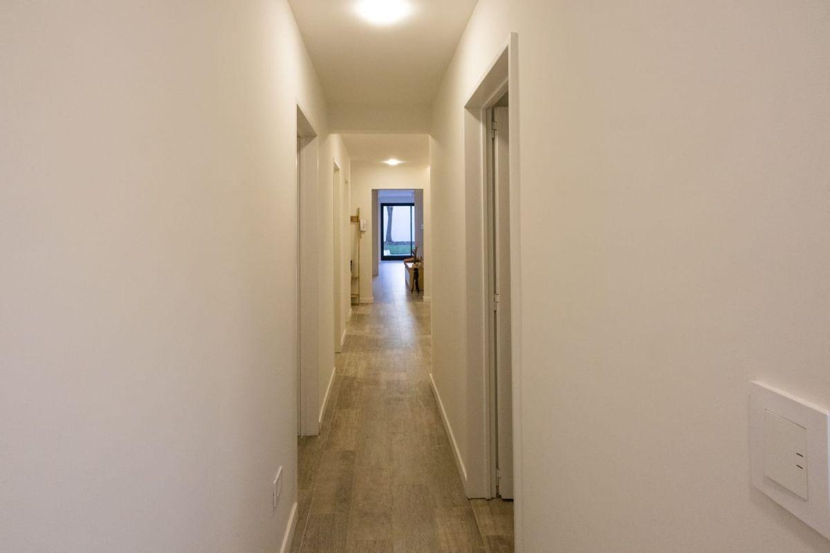 Foto de VILLA DEL PARQUE 4 AMB. C/JARDIN A ESTRENAR, imagen 2