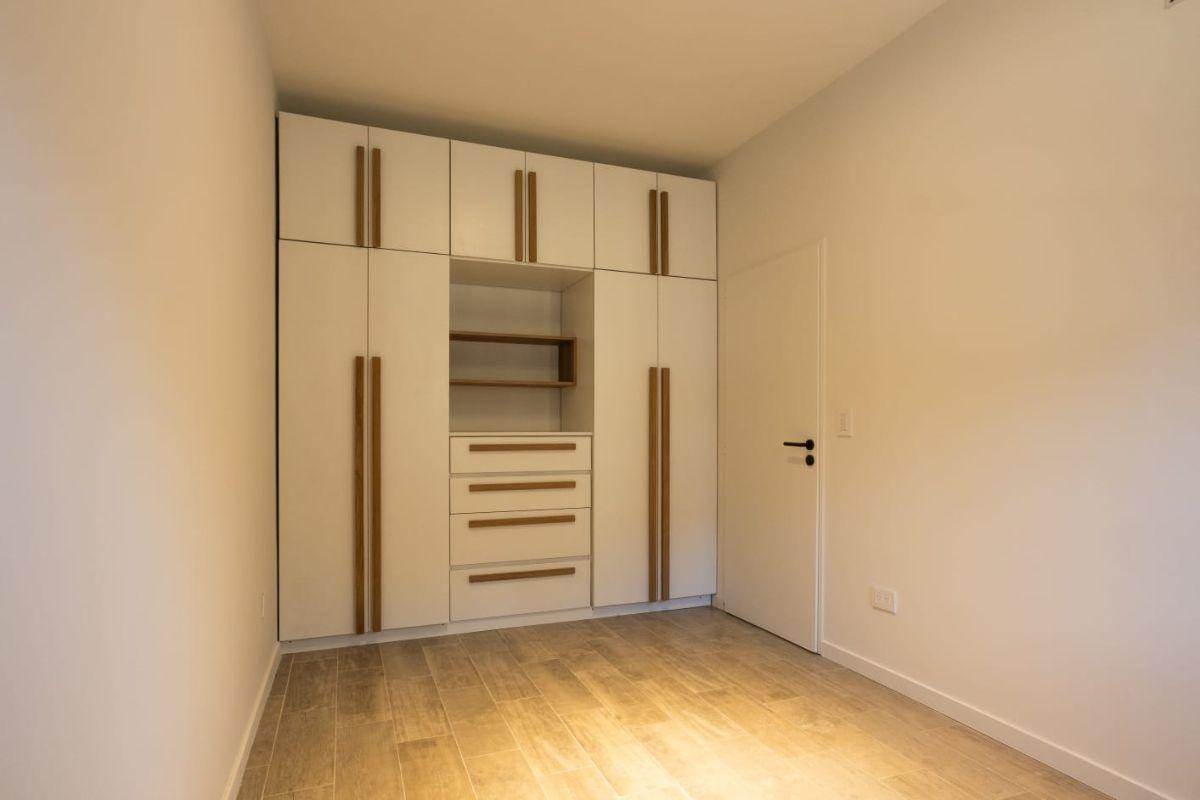 Foto de VILLA DEL PARQUE 4 AMB. C/JARDIN A ESTRENAR, imagen 4