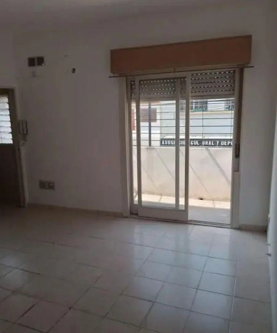 DEPARTAMENTO 2 AMBIENTES CON BALCÓN EN RAMOS MEJÍA 5