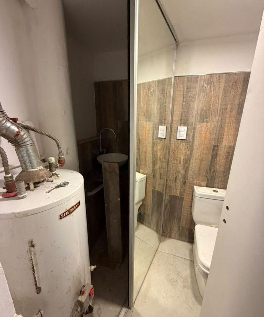 Foto de DUPLEX 3 AMBIENTES Y MEDIO AL FRENTE RECICLADO A NUEVO, imagen 5