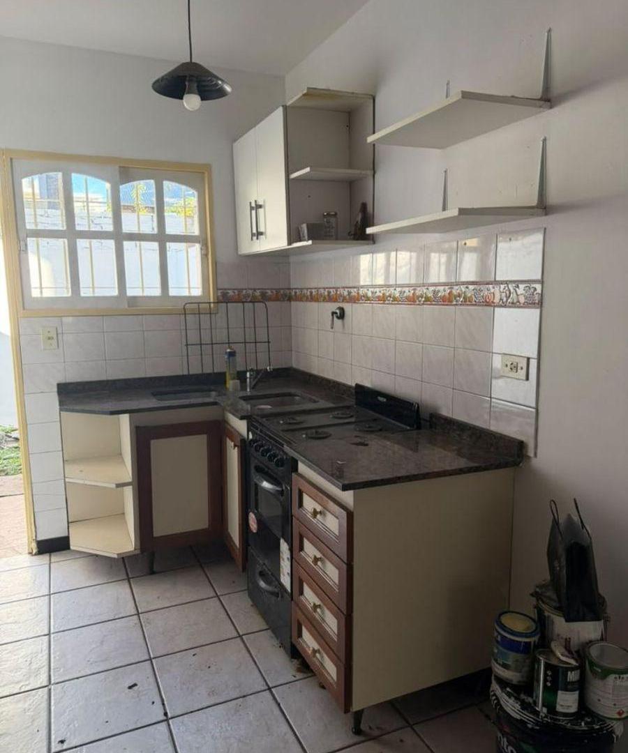 Foto de DUPLEX 2 AMBIENTES CON PATIO EN VILLA LUZURIAGA, imagen 4