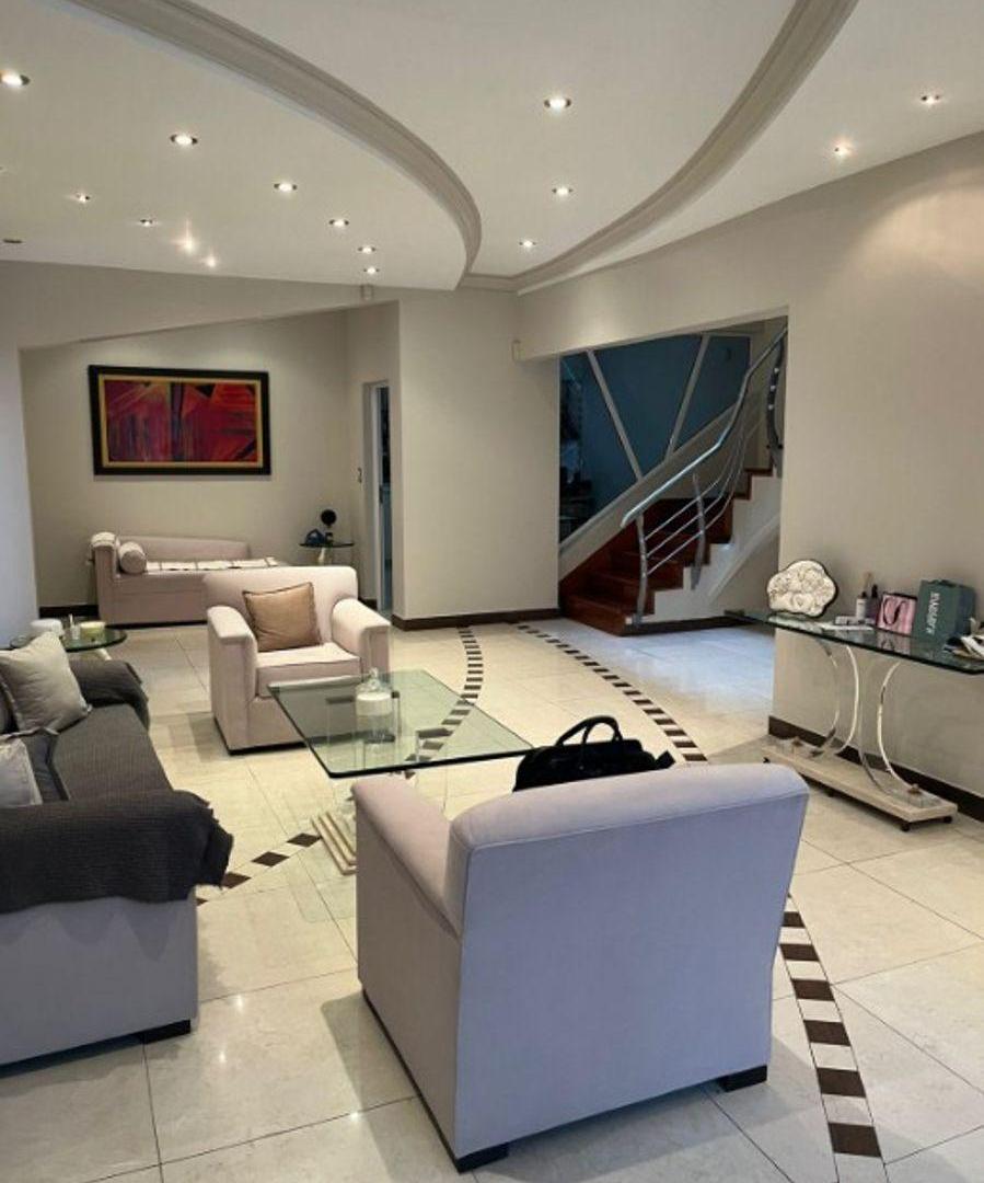 Foto de EXCELENTE CHALET 5 AMBIENTES EN RAMOS MEJÍA, imagen 1