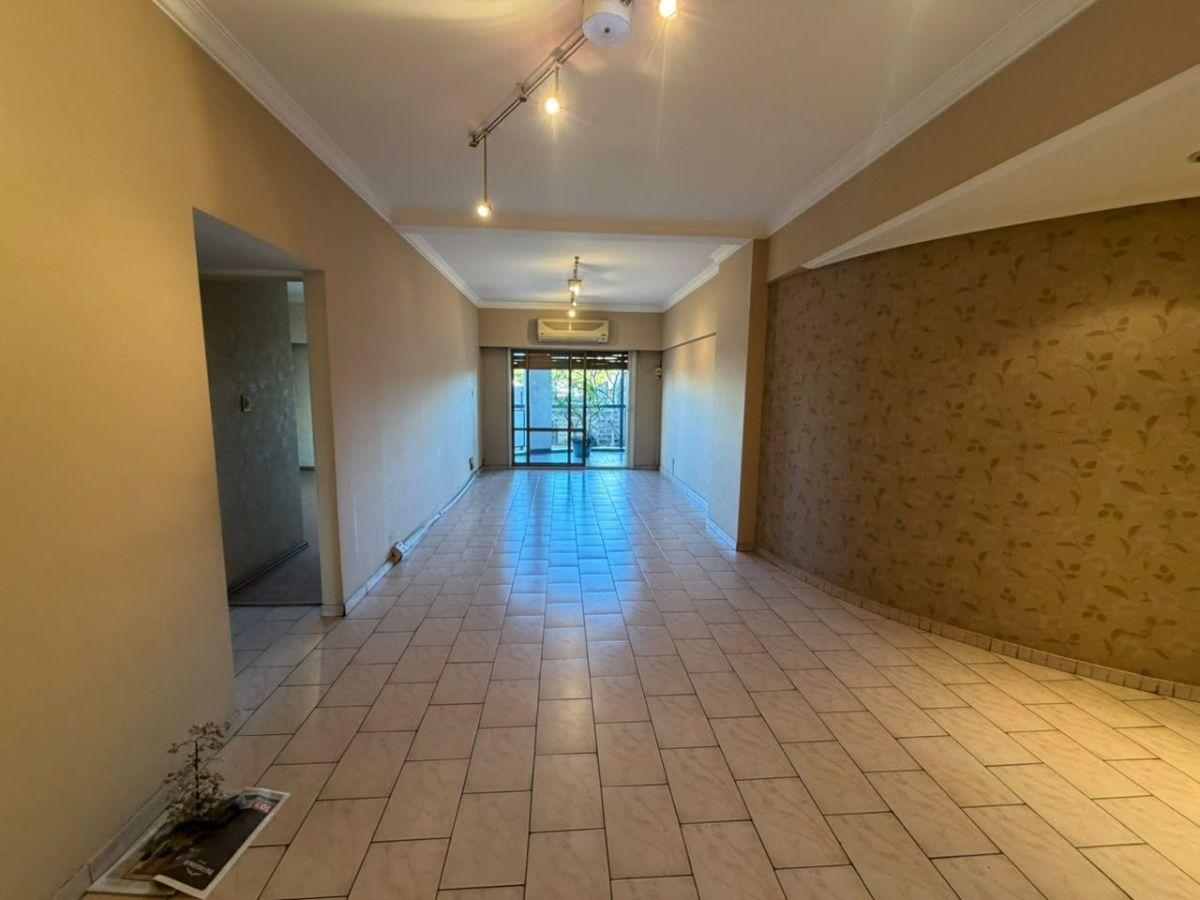 Foto de DEPARTAMENTO 3 AMBIENTES CON BALCÓN SOBRE AVENIDA DE MAYO, imagen 3