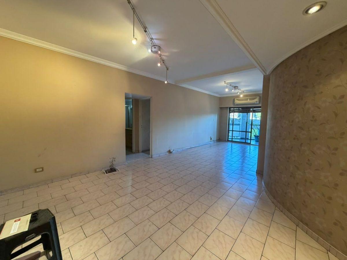 Foto de DEPARTAMENTO 3 AMBIENTES CON BALCÓN SOBRE AVENIDA DE MAYO, imagen 4