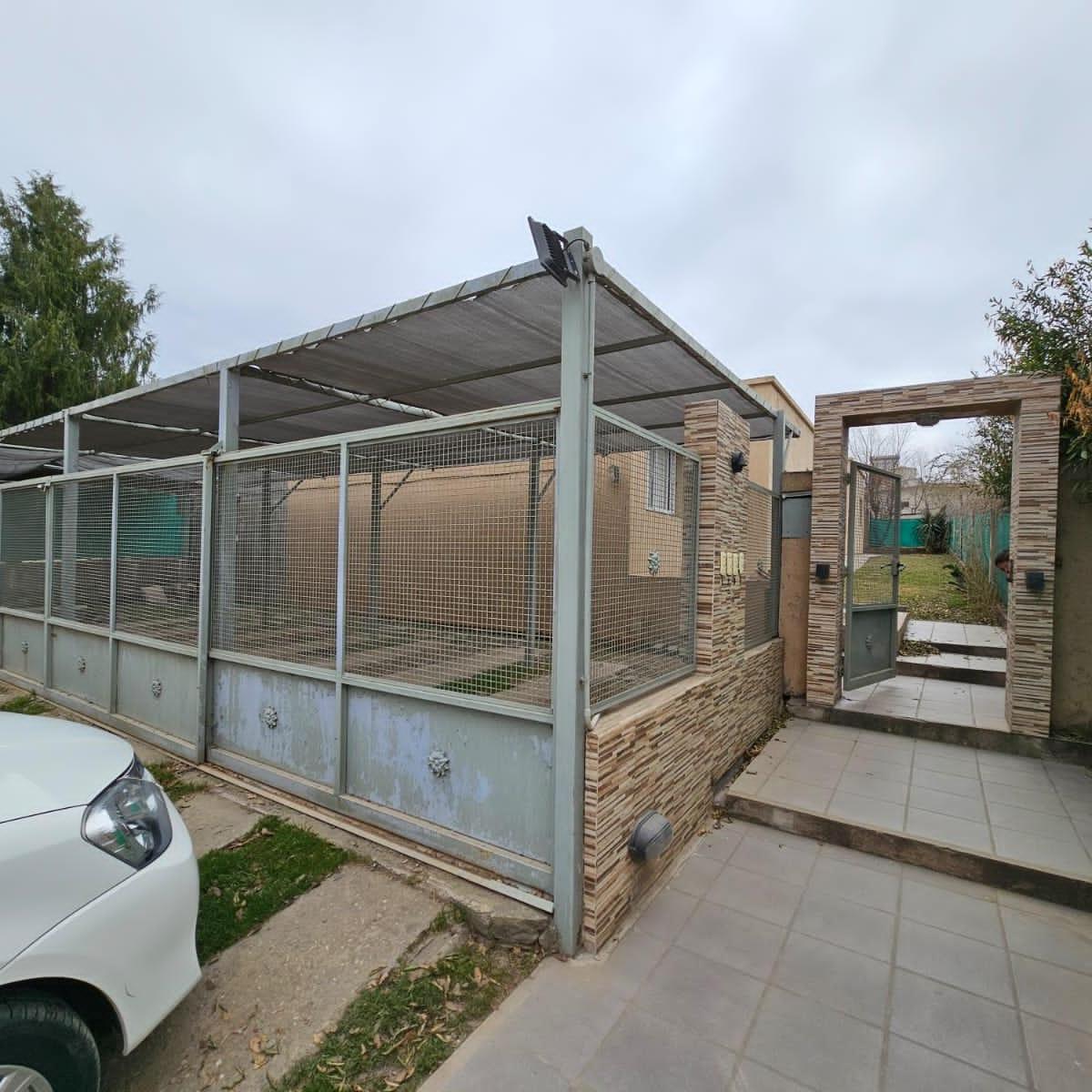 Oportunidad! Venta PH en Barrio Solares de Las Ensenadas 2