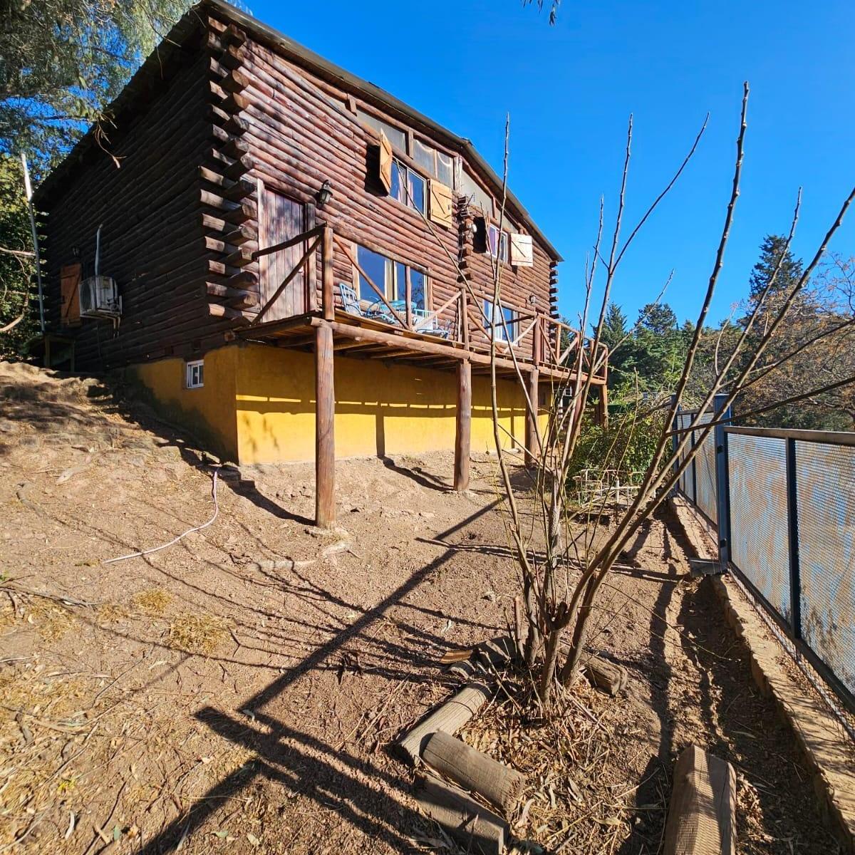 Venta Complejo de 2 Cabañas Frente Al Lago San Roque 3