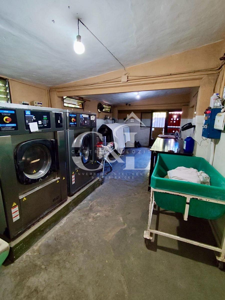 Gran Motel de Trayectoria en Venta, Malagueño - Santa Maria 1