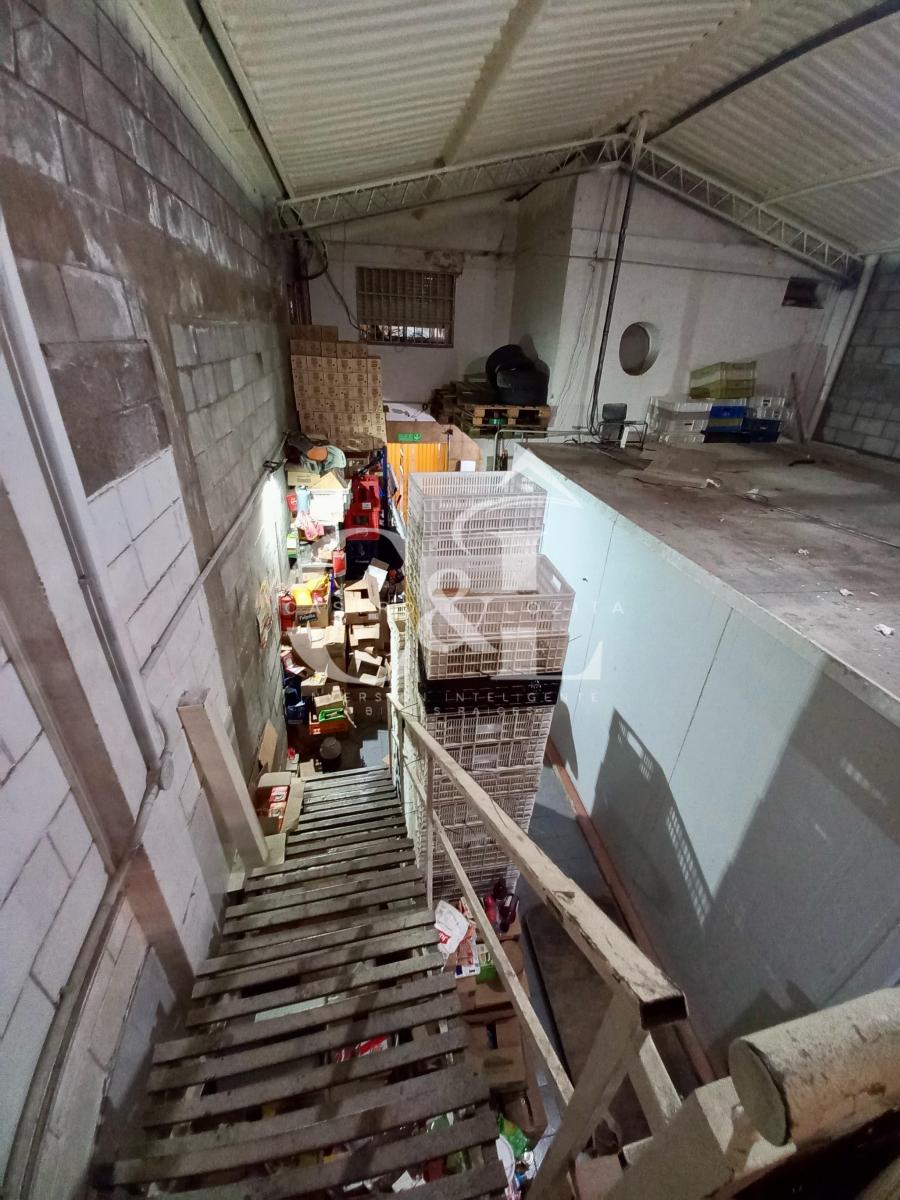 Espectacular Local Comercial con Excepcional Ubicación en Villa Carlos Paz 2