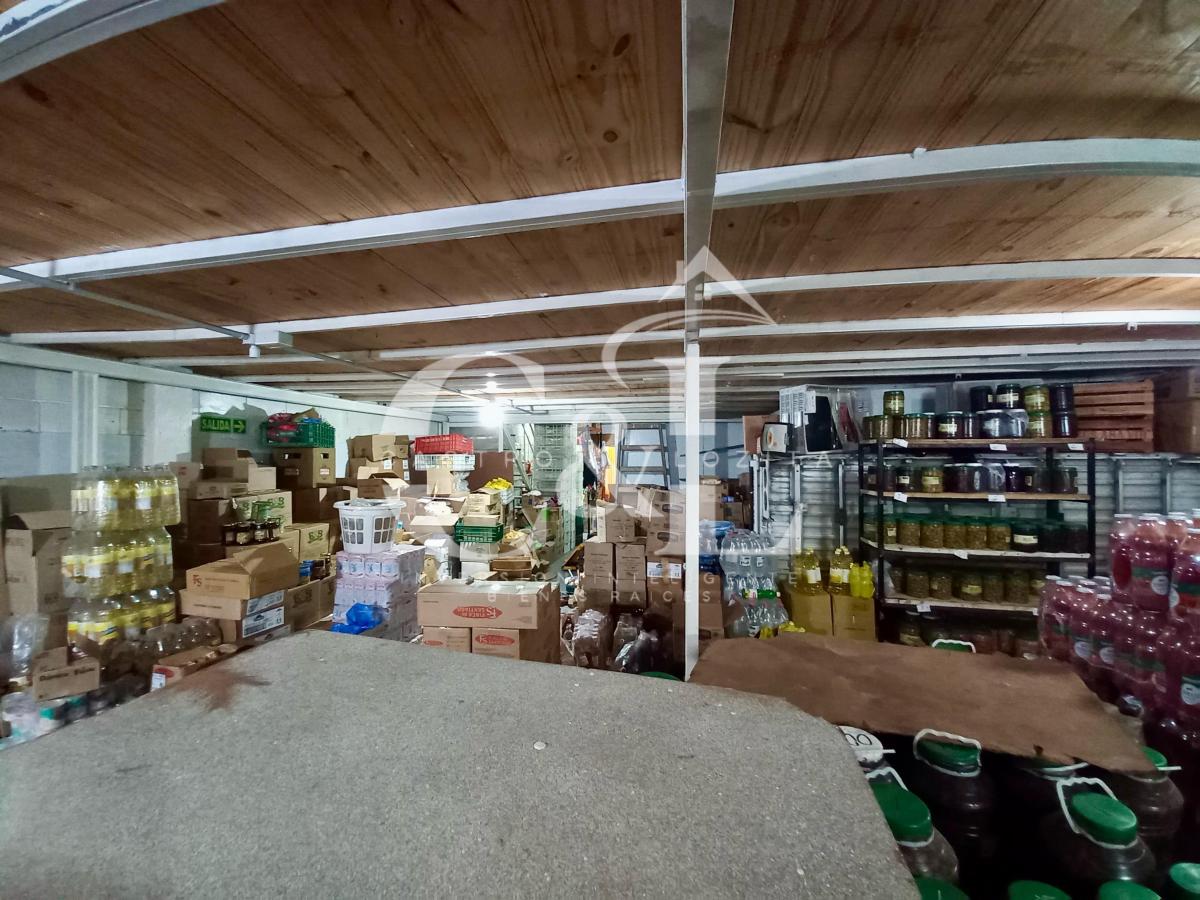 Espectacular Local Comercial con Excepcional Ubicación en Villa Carlos Paz 1