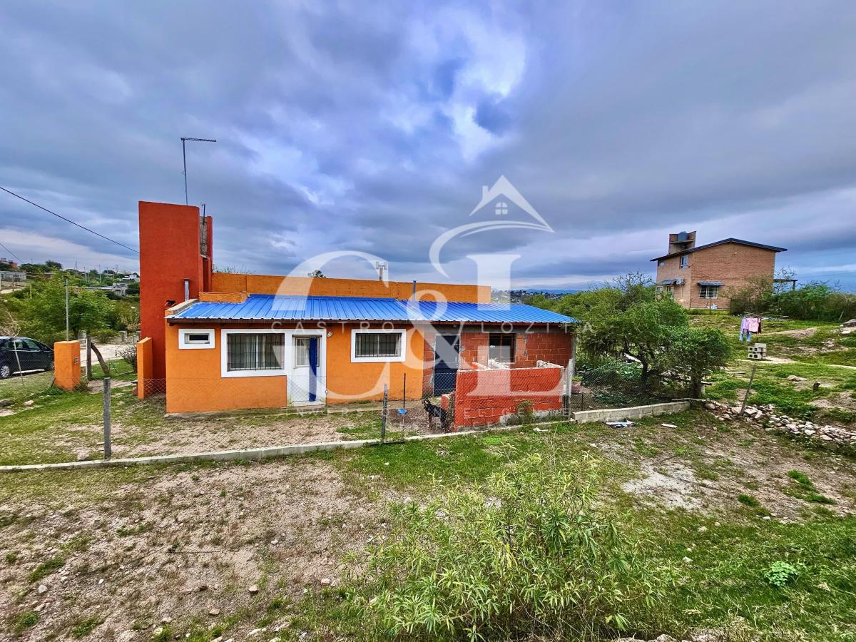 Casa con 913 m² Te Terreno Frente Al Indio Bamba - Estancia Vieja 5