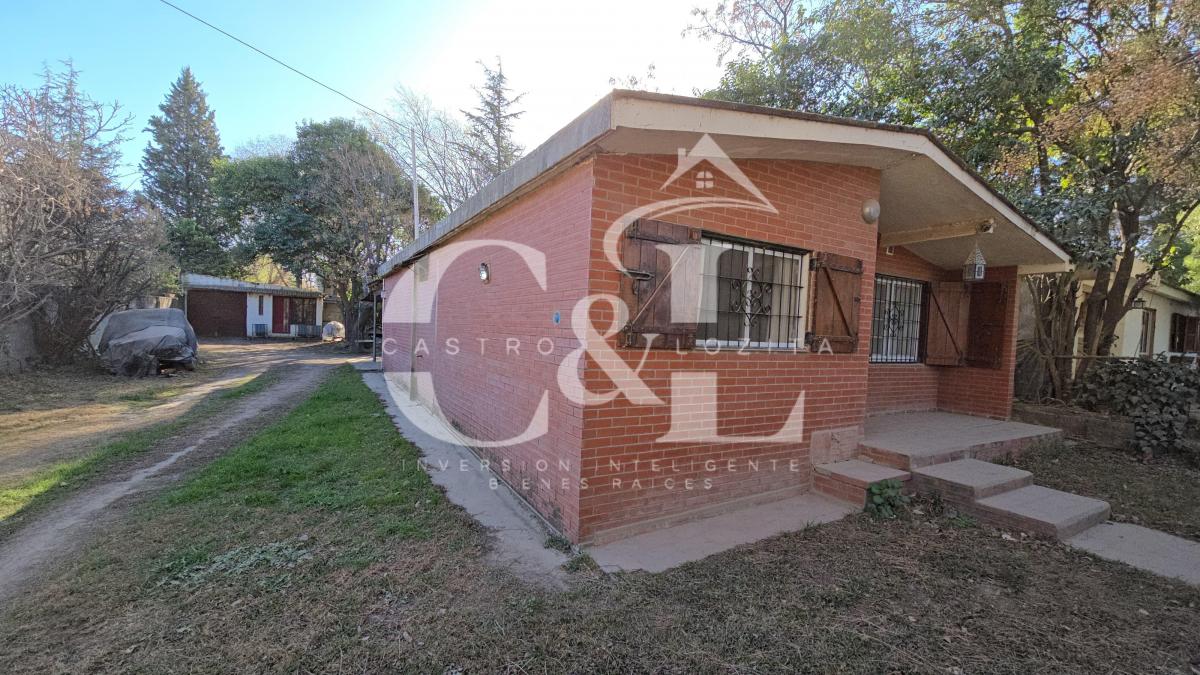 Se Vende Chalet 2 Dor + Dpto, a 30 m de La Ruta 38 - Villa Parque Siquiman 1