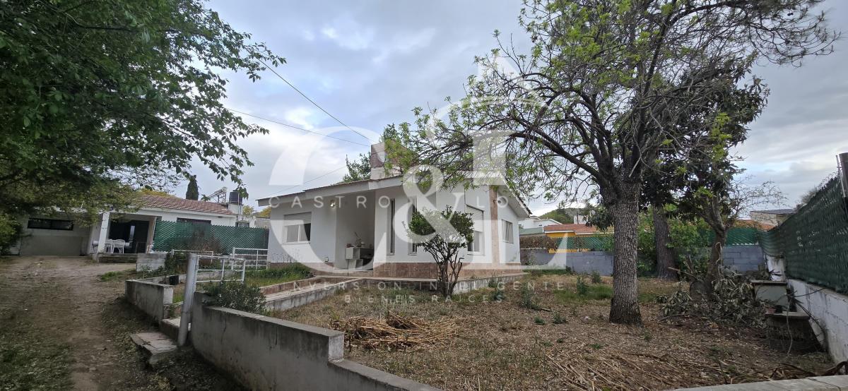 Se Vende PH 2 Dor, Cochera en Villa Independencia, Carlos Paz. 2