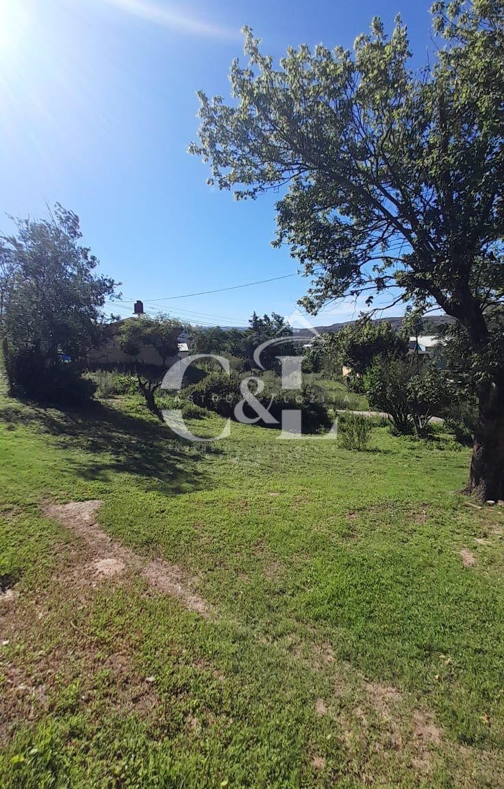 Casa 3 Dorm. - B° Marimat, Tanti. 1