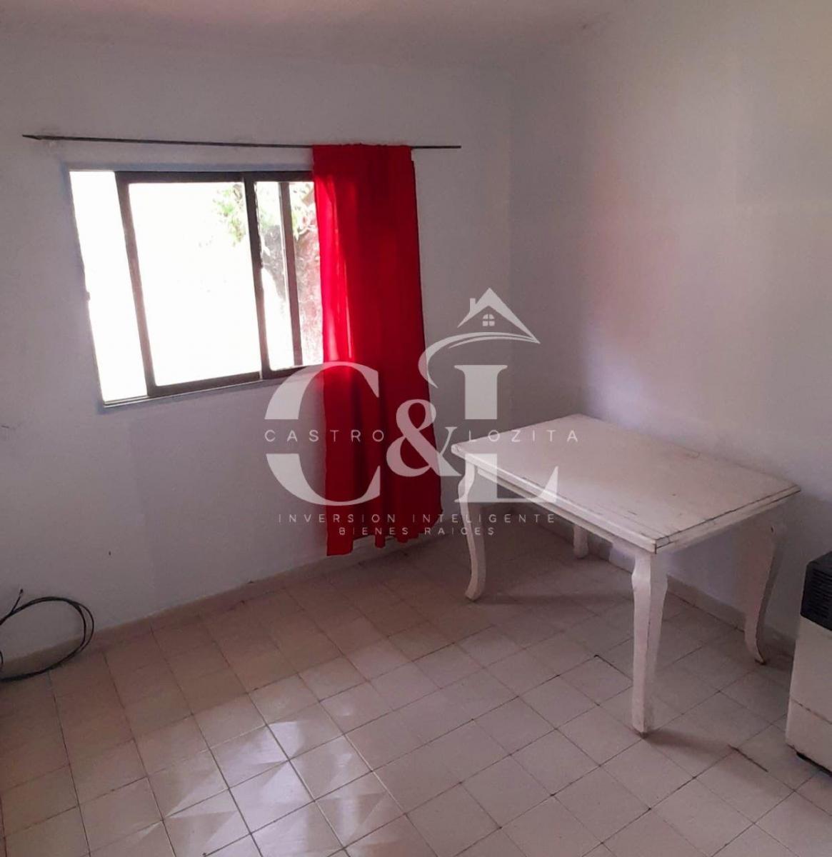Casa 3 Dorm. - B° Marimat, Tanti. 3