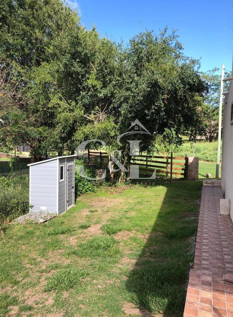 Casa 2 Dor con Pileta en Terreno de 565 m² con Vista a Las Sierras. Tanti. 1