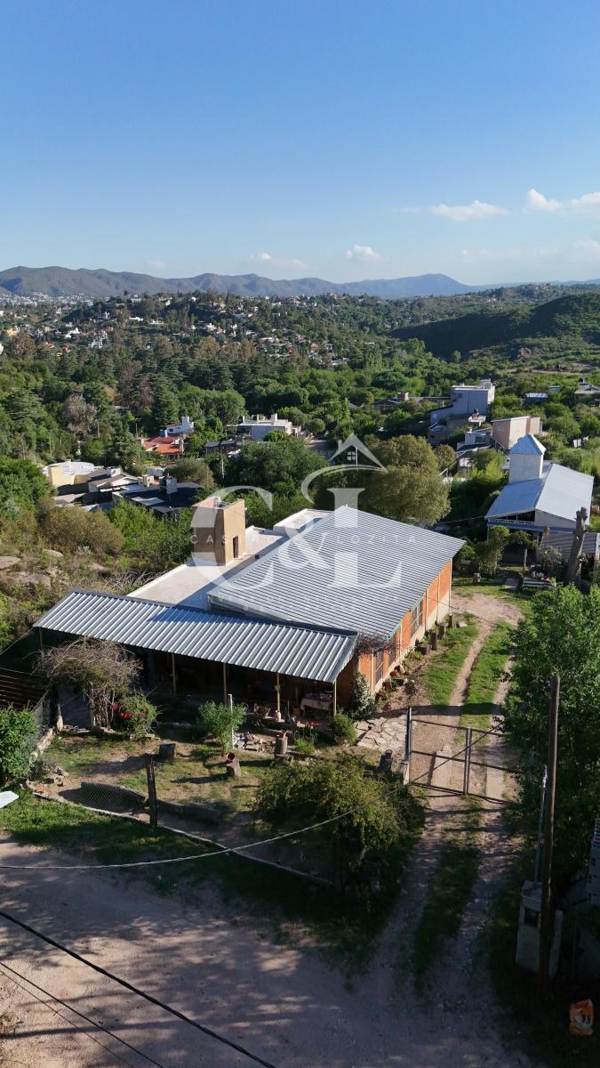 Casa De 3 Dormitorios Con Pileta En Venta Villa Del Lago, Villa Carlos Paz