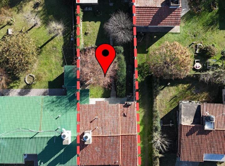 2 unidades de vivienda (una a terminar) en 400m² de terreno - B° Marimat, Tanti 3