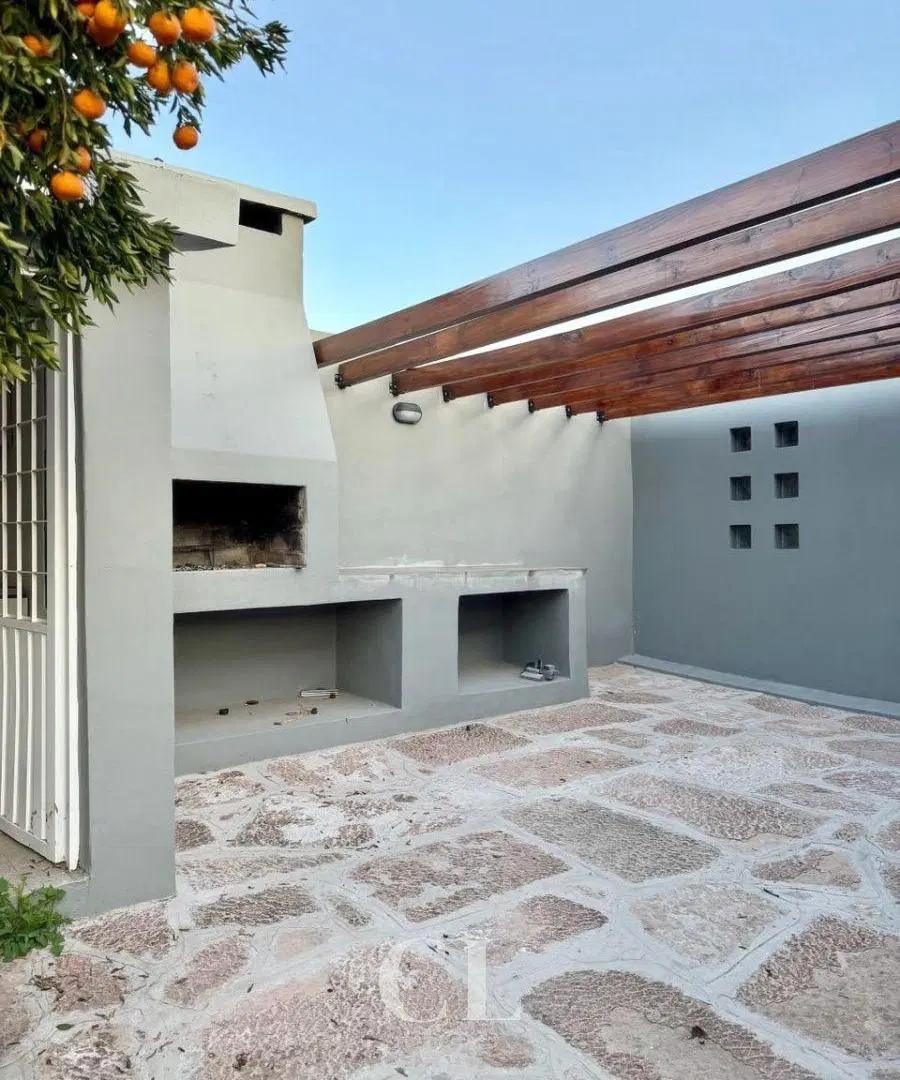 Venta Casa A Estrenar De 4 Dormitorios Y Piscina En Barrio Santa Rita - Villa Carlos Paz 2