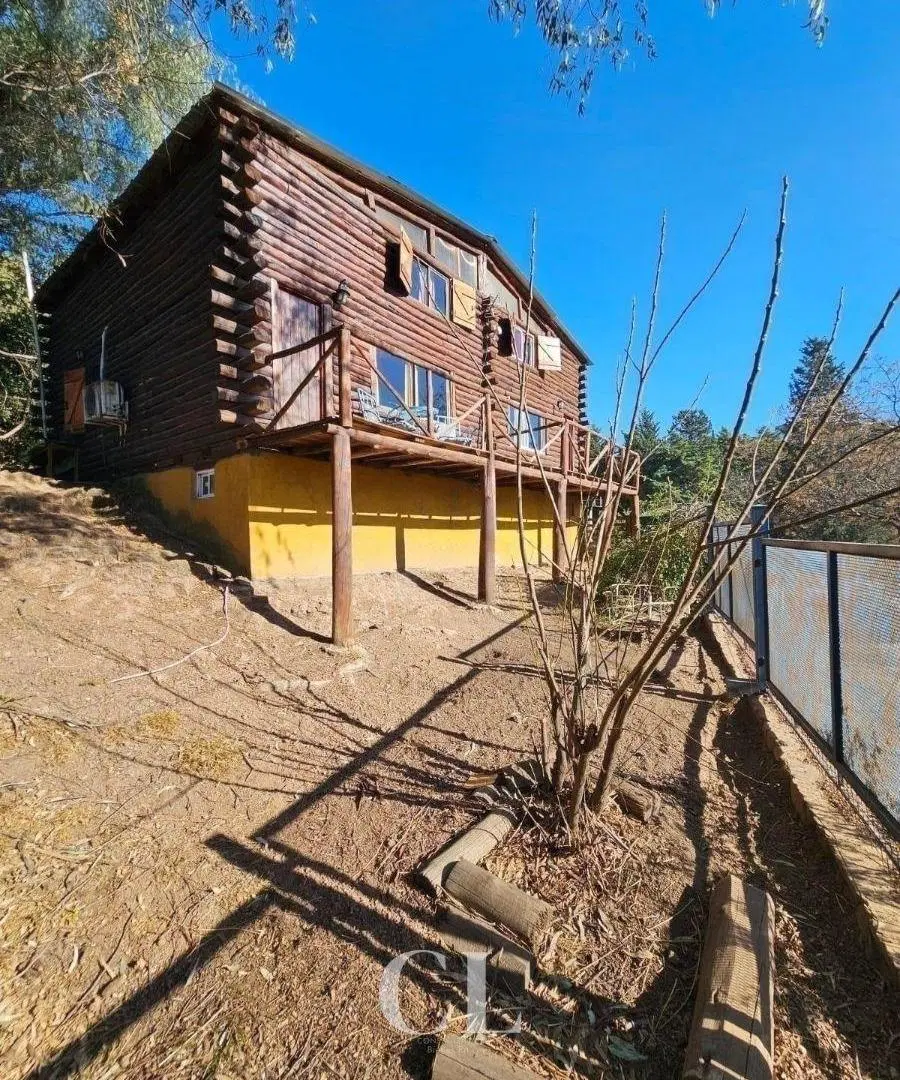 Complejo De 2 Cabañas Con Piscina Frente Al Lago En Parque Siquiman en Venta 2