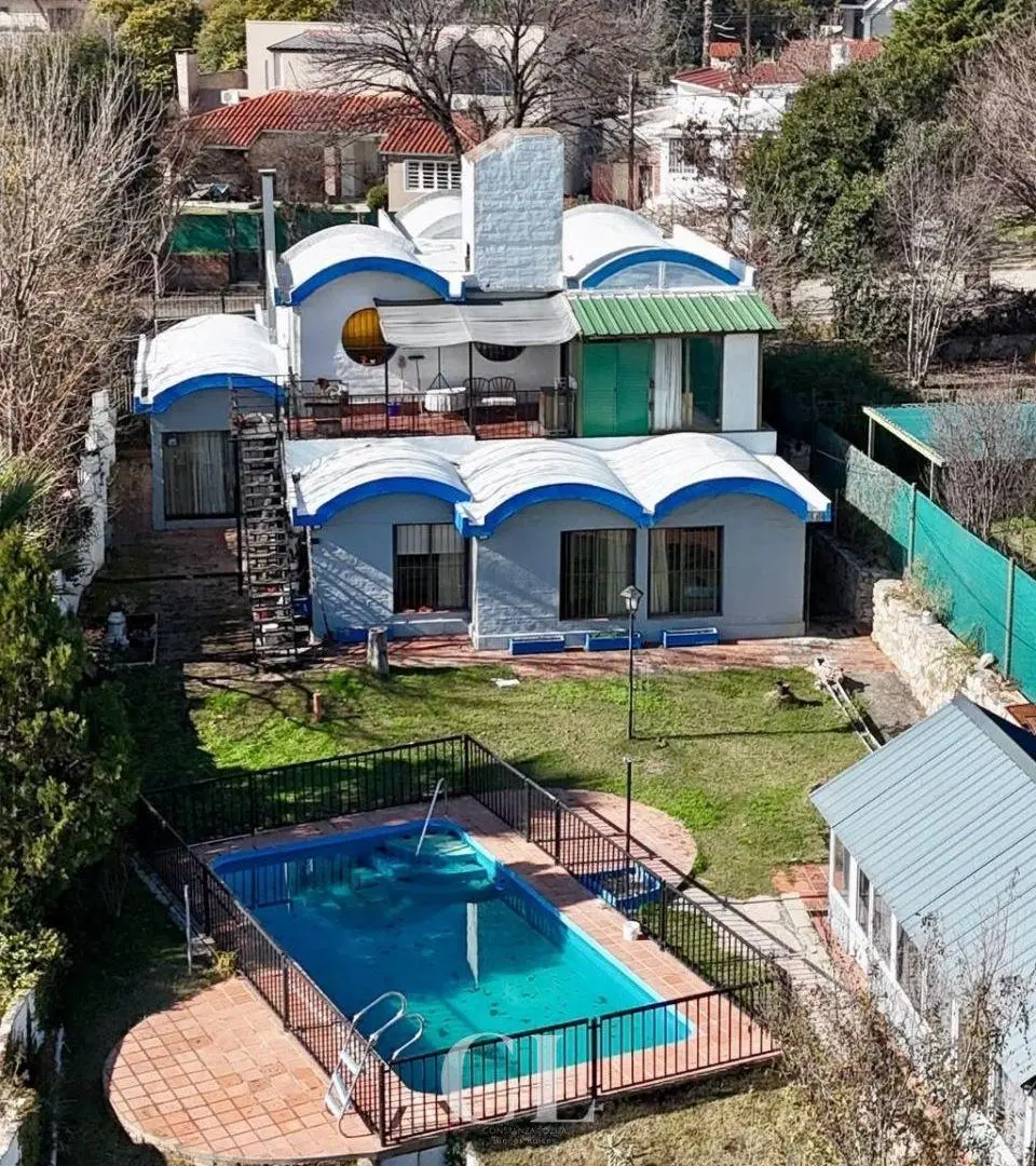 Casa con Departamento a la venta con Piscina y Cochera en Los Manantiales Villa Carlos Paz 5