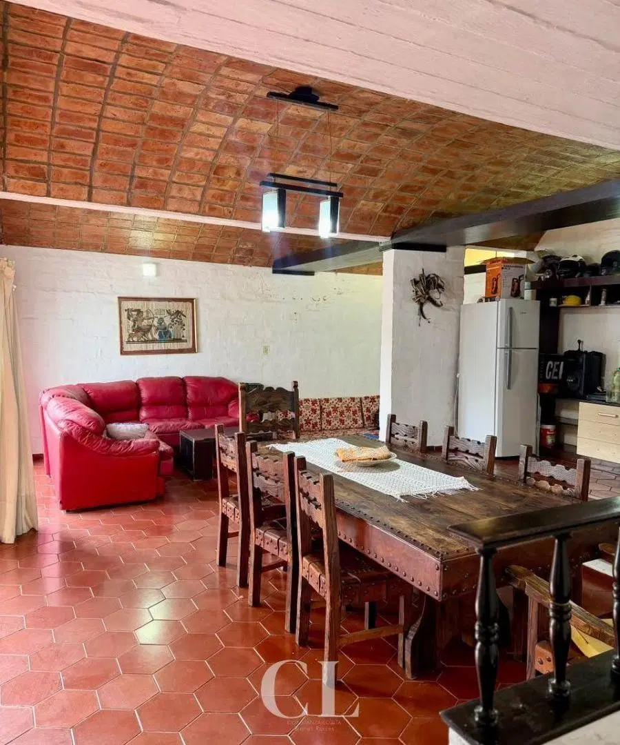 Casa con Departamento a la venta con Piscina y Cochera en Los Manantiales Villa Carlos Paz 8