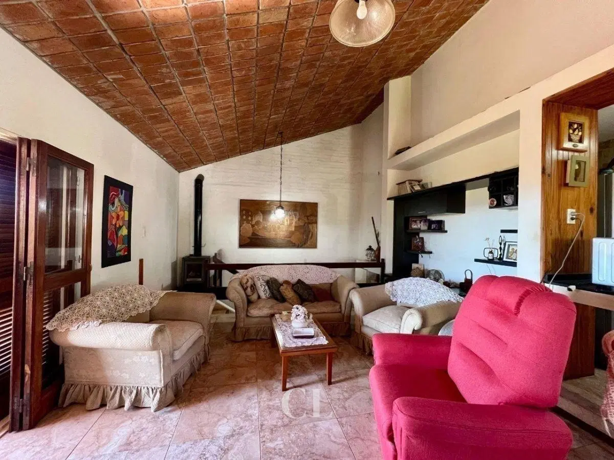 Venta Casa De 3 Dormitorios Pileta Y Vista A Las Sierras en Sol Y Río Villa Carlos Paz 3