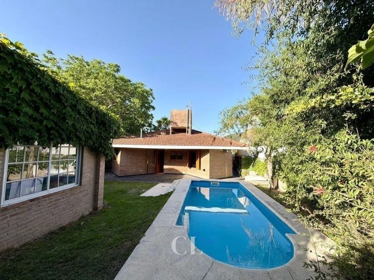 Casa De 3 Dormitorios Con Pileta En Sol Y Río, Villa Carlos Paz en Venta 2