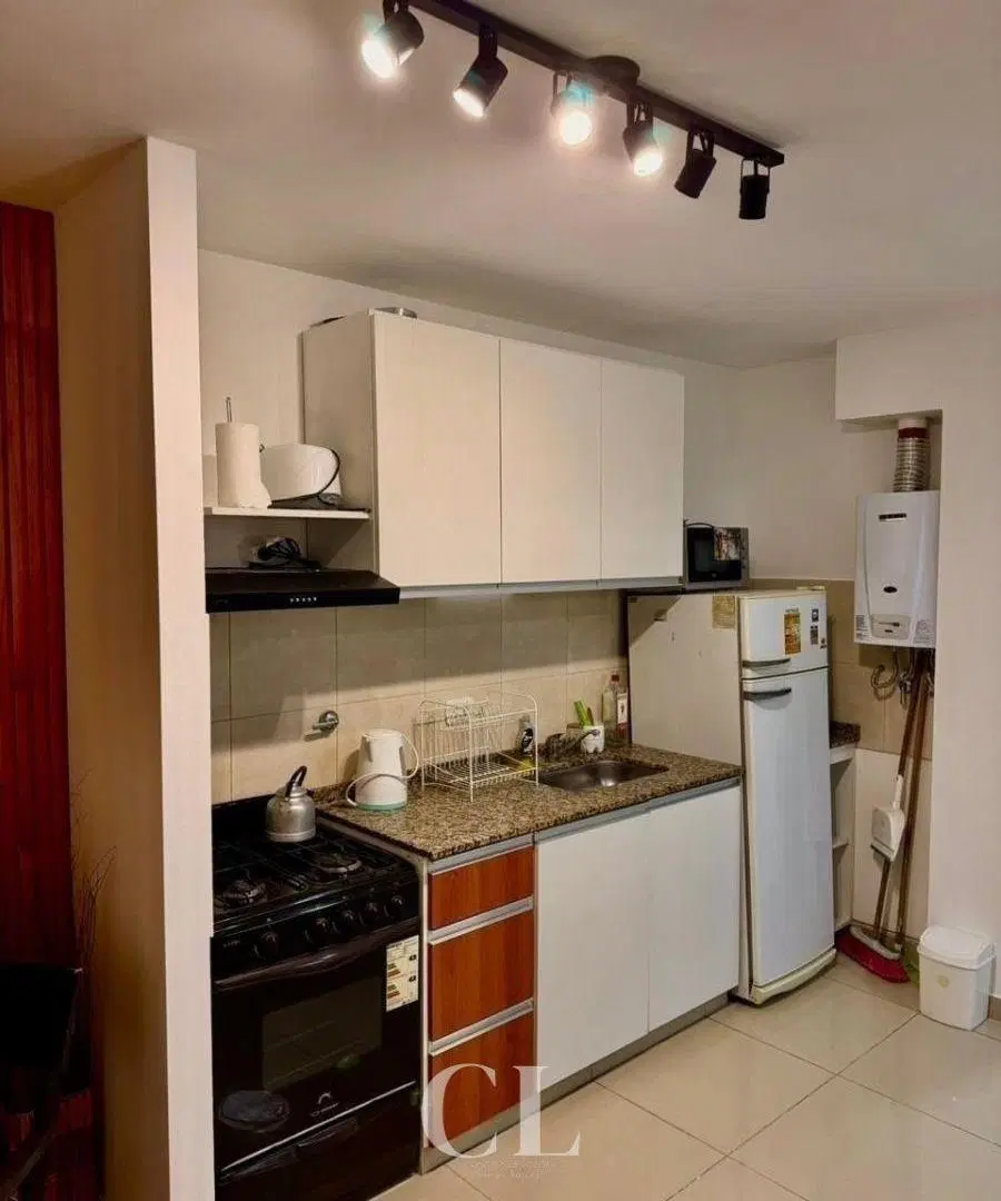 Departamento En Centro De Villa Carlos Paz Con Pileta Y Cochera En Venta 3