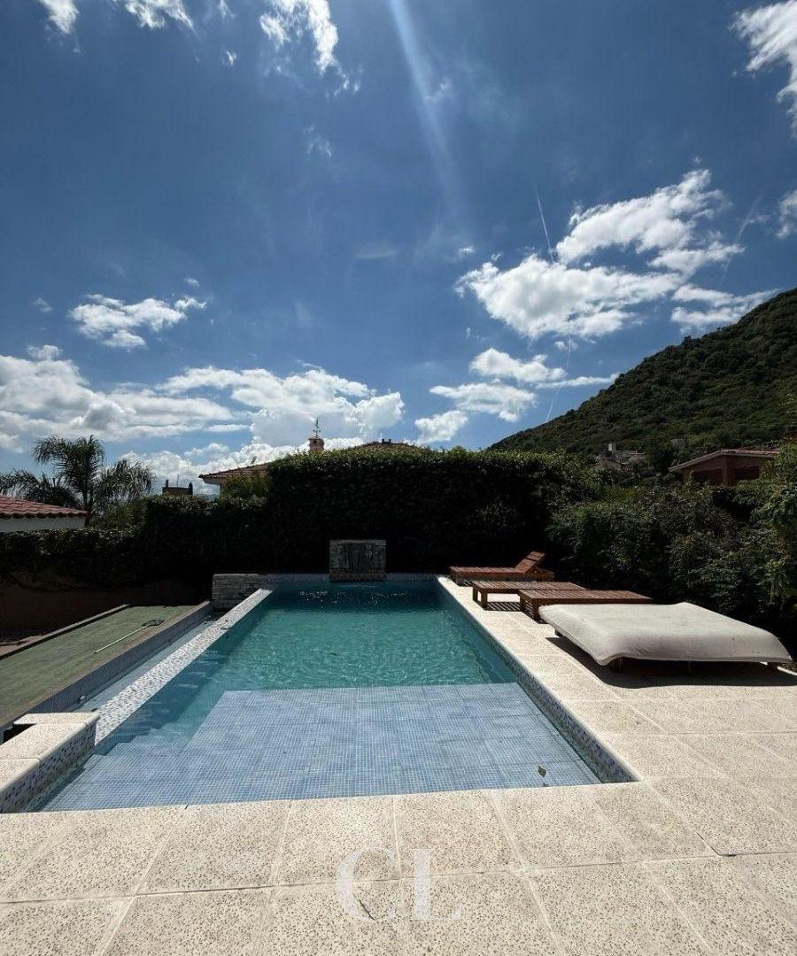 Foto de Casa de 3 dormitorios con pileta y monoambiente en Jose Muñoz, imagen 3