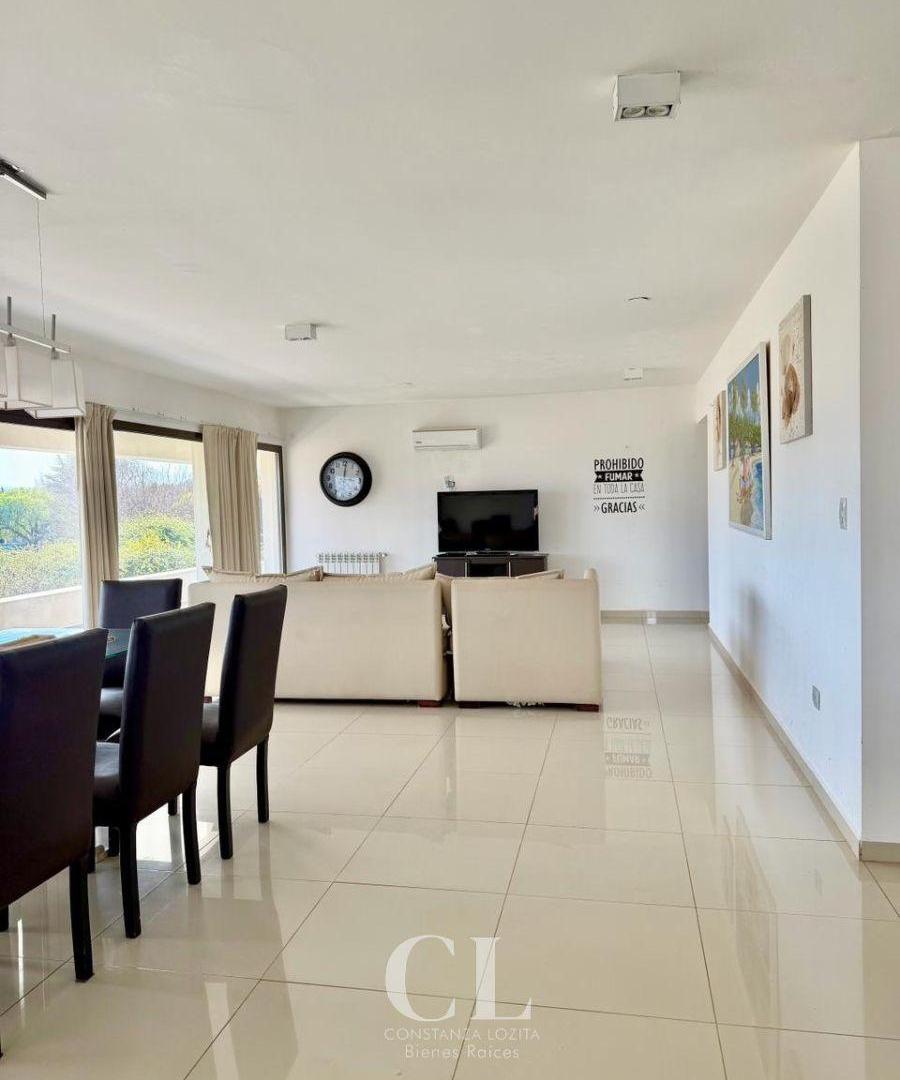 Foto de Casa de Categoría en Venta Country Causana, Malagueño, imagen 4