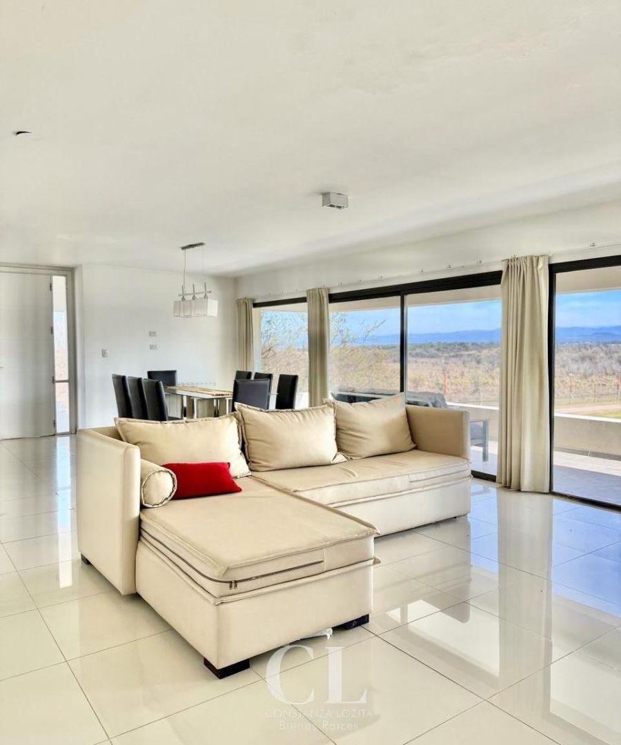 Foto de Casa de Categoría en Venta Country Causana, Malagueño, imagen 5