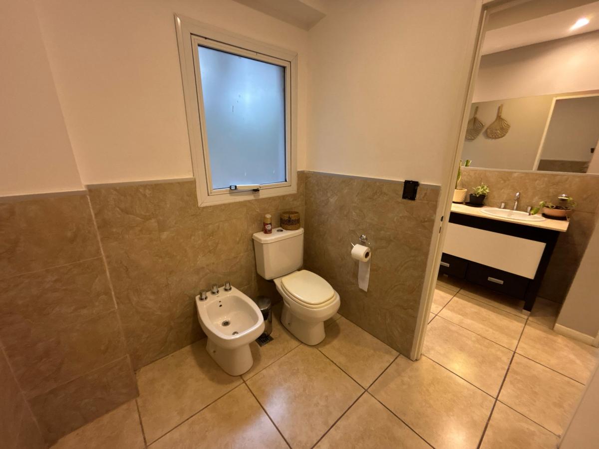 Country Cinco Lomas. Casa en Venta de 3 Dorm., Pileta y Cochera 5