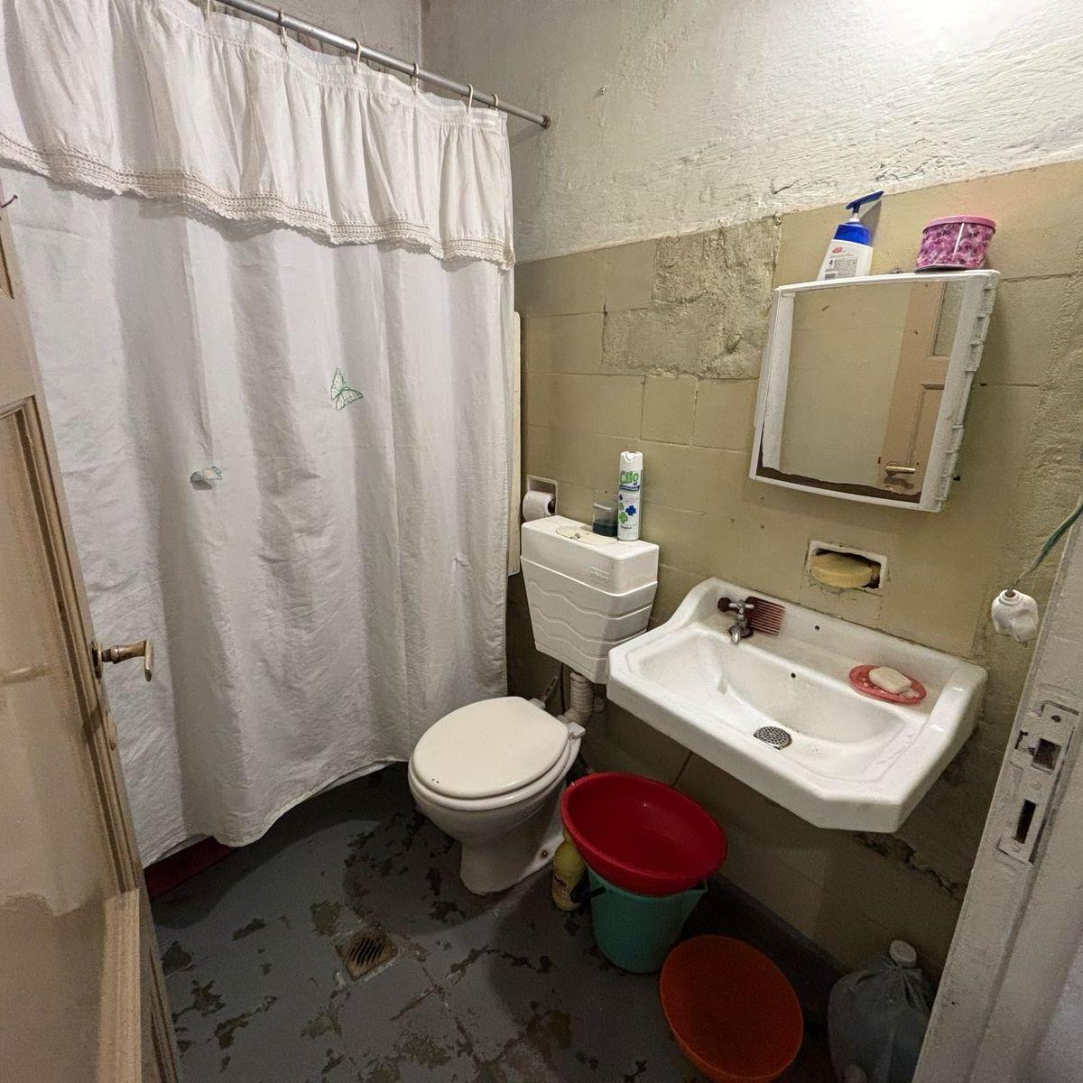 URGENTE! Cóndor Bajo. Villa Allende. Casa en venta de 2 dormitorios y patio