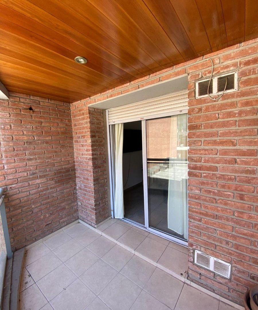 Foto de Alquiler departamento dos dormitorios con balcon a metros de nueva cordoba, imagen 2