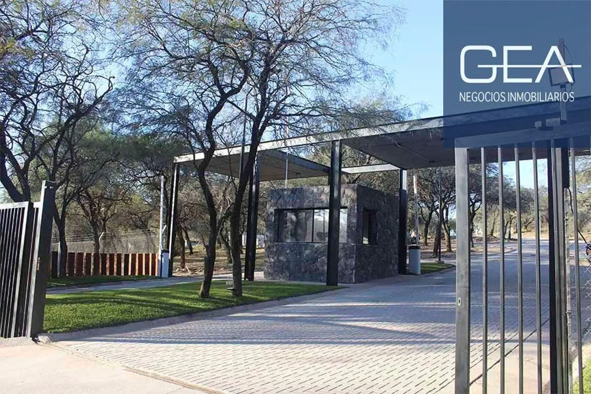 VENTA. LOTE. Maitenes de La Deseada. 458m2. Hermoso entorno verde!! 5