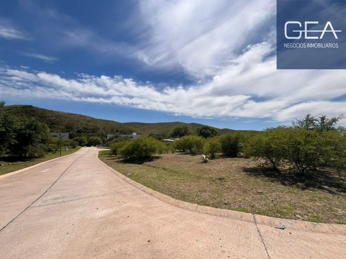 VENTA. LOTE. Colinas de La Deseada. 496m2. Hermosas vistas!! 3