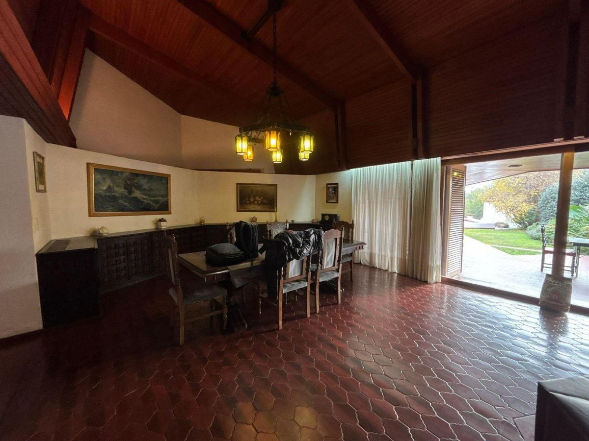 Foto de ALQUILER CASA CERRO DE LAS ROSAS 4 DORMITORIOS QUINCHO VISTAS AL KEMPES, imagen 1