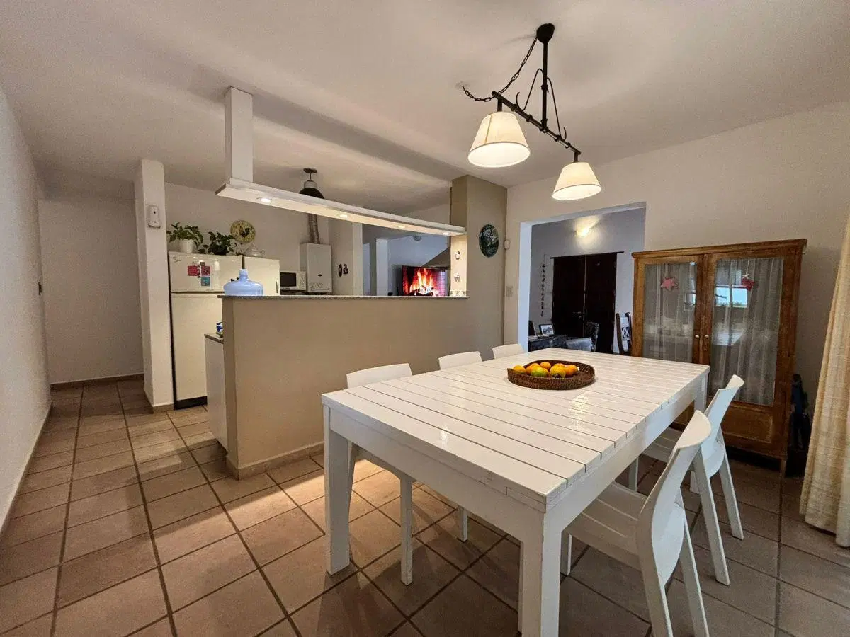 VENTA. VILLA ALLENDE. CASA 2 DORMITORIOS. PATIO. COCHERA. APTA CRÉDITO! 8