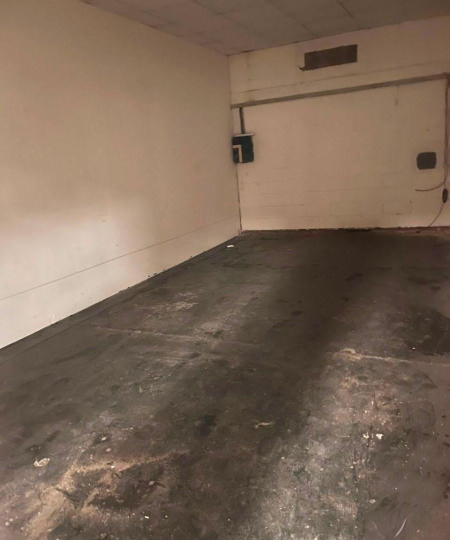 Foto de Alquiler Galpon de 700 metros a dos cuadras de Av Colon, imagen 3
