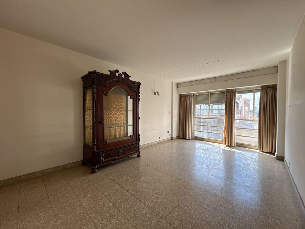 Foto de VENTA. CENTRO. DEPARTAMENTO 3 DORMITORIOS. APTO CRÉDITO! IDEAL, imagen 1
