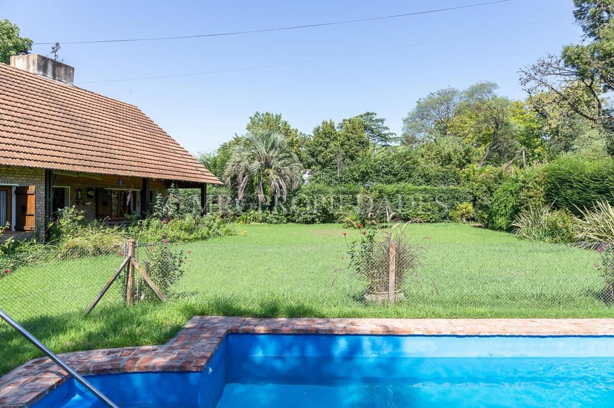 Casa en Venta - Barrio Los Nogales, Villa de Mayo 3