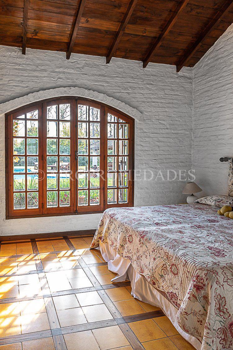 Venta de Gran Quinta en Los Nogales 3