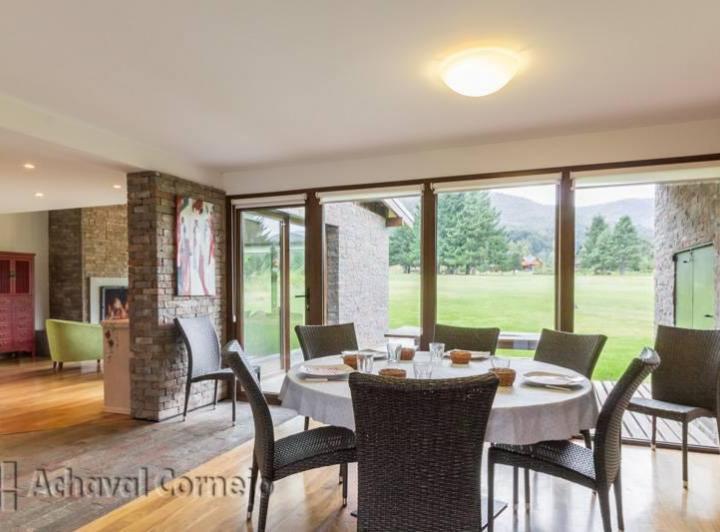 Excelente Casa sobre el Golf con vista a la Piedra de Habsburgo 5