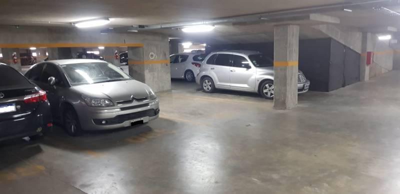 Excelente oportunidad - VENTA COCHERA - Molina Ciudad - BARRACAS