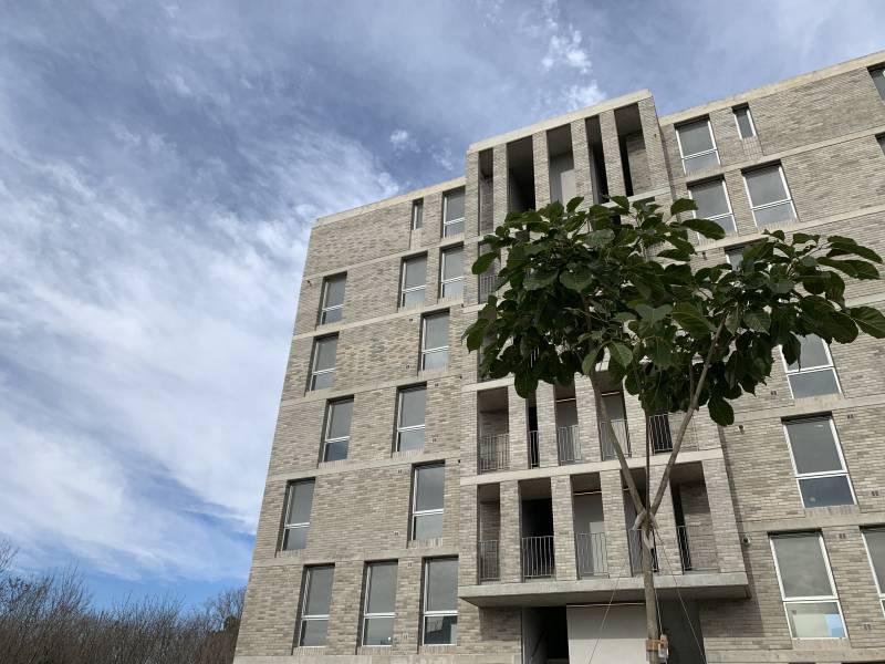Venice Tigre - Excelente Departamento de 3 Ambientes en Venta 2
